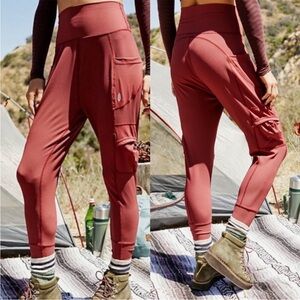 Free People FP Movement Take A Hike
Harem Pants Joggers Red Rust Small Women’s